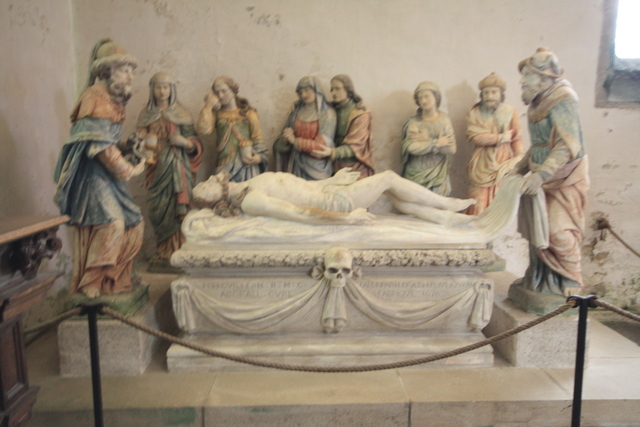 Mise au tombeau eglise Lampaul-Guimiliau